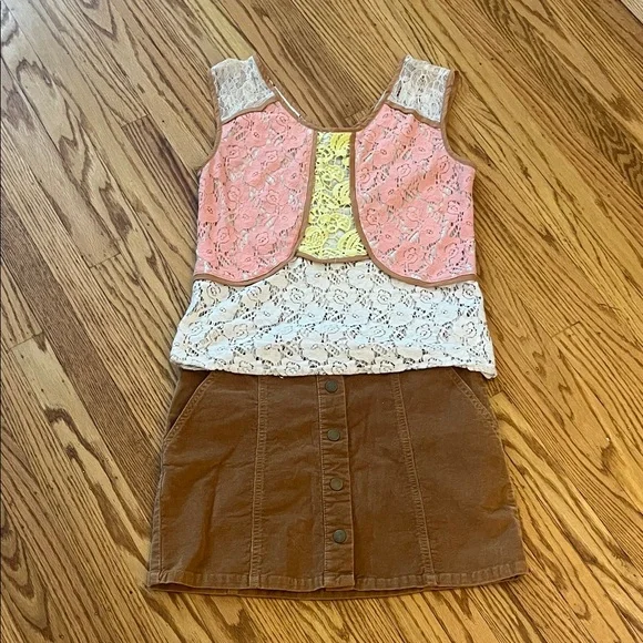 Altard State Corduroy Button Front Mini Skirt + Lelis Crop Top Bundle Size S - Picture 2 of 11